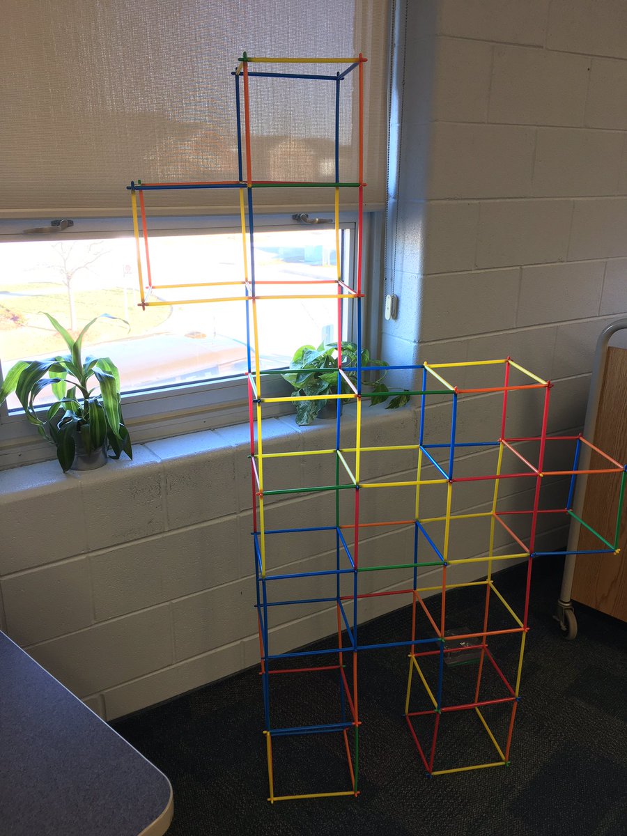 DLMS_MS's tweet photo. Larry the Library Llama was created this morning with the Roylco Straws & Connectors #DragonMakers via ^KS https://t.co/9sdZjoK3gF