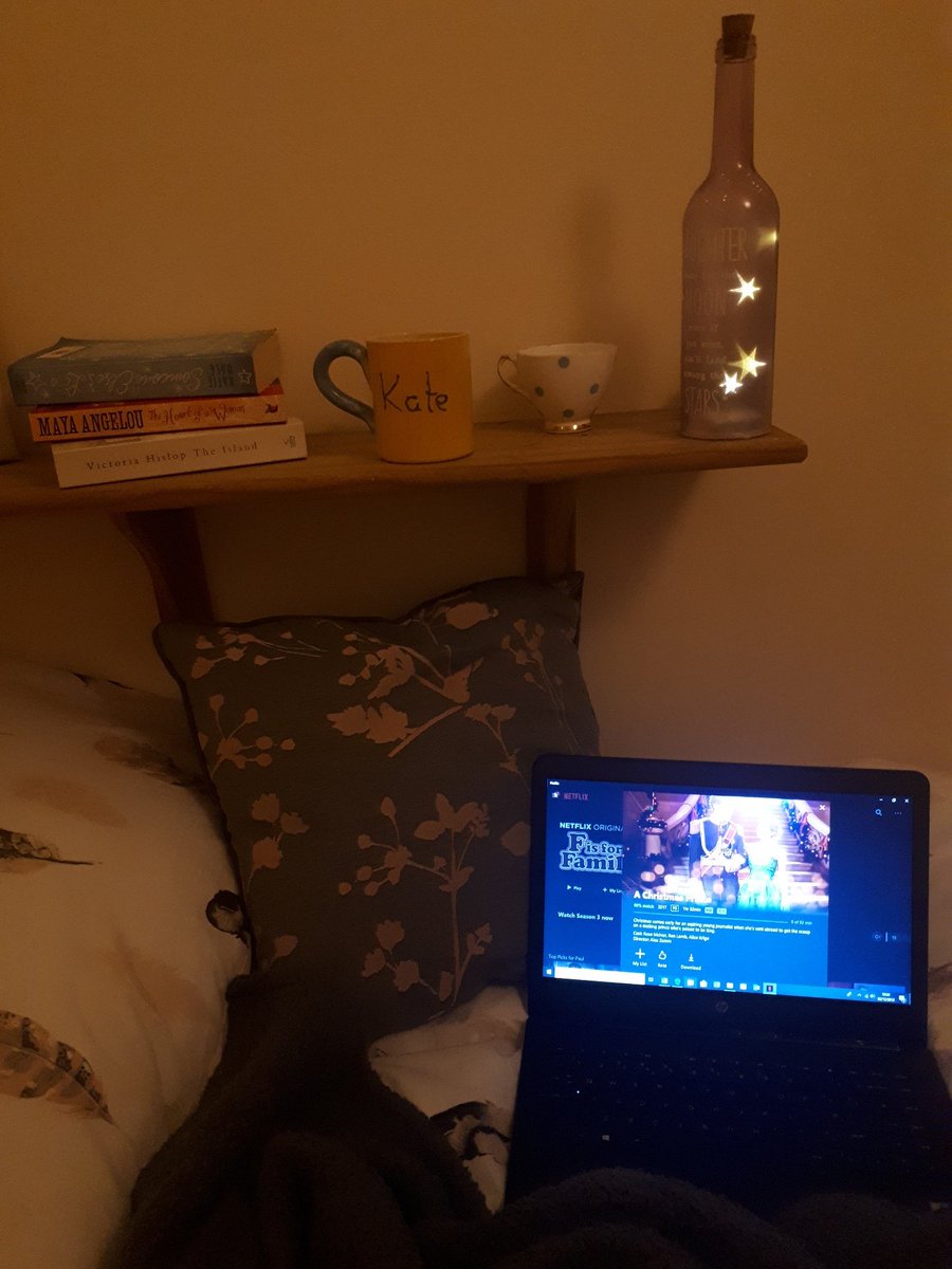 drain_kate's tweet photo. My first blog post is live now! Cheek it out. 

https://t.co/epdIHIUCzw 

Now, time to relax, with a cuppa and a Netflix film. How do you guys celebrate and relax? 

#Netflix #AChristmasPrince #MeTime #firstpostdone #mytreat https://t.co/N51MEkvhwX