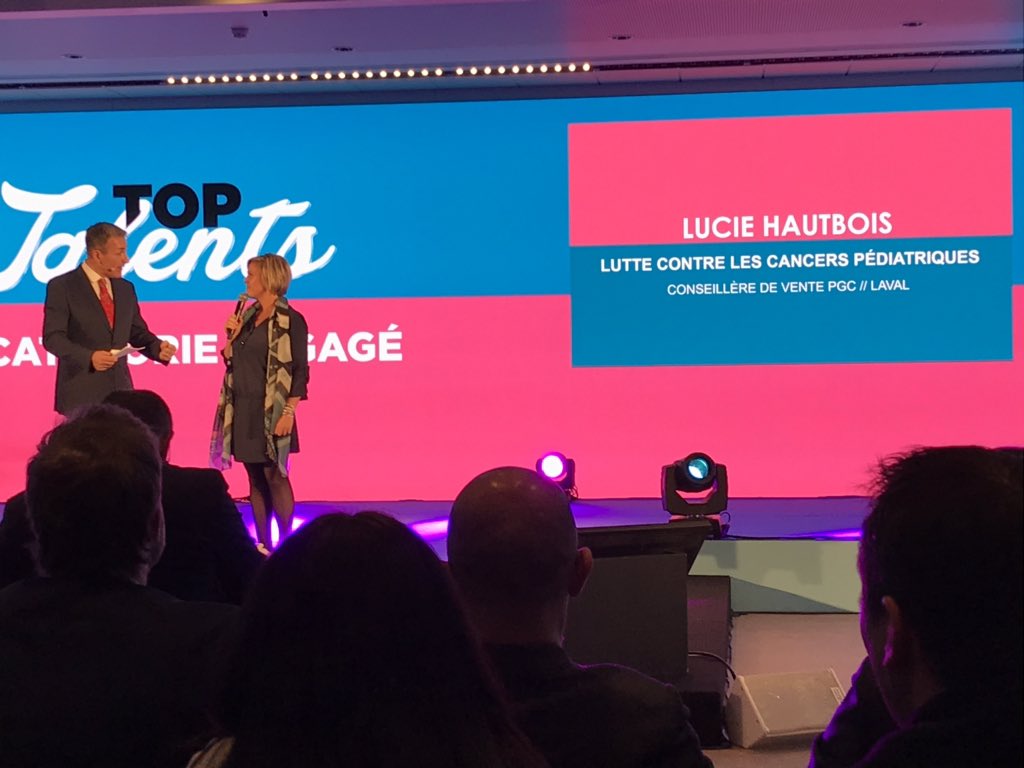CarrefourRecrut's tweet photo. Troisième catégorie ➡️ #engagé 💪🏻 
La première finaliste est Lucie, conseillère de vente PGC au #CarrefourHyper de Laval. Son engagement ? La lutte contre les #cancers pédiatriques 👶 elle nous présente ce soir les différentes actions qu’elle met en place pour cette cause 🔬 https://t.co/jpzNEis7wA
