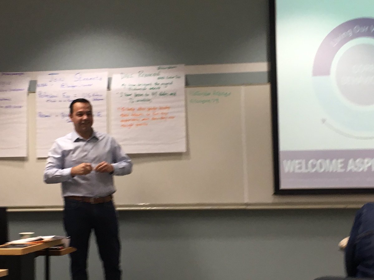 JasonMWaller's tweet photo. Impressive kick-off to Day 1 of the #AspiringLeaderProgram.
Leaders lift people up ✅
Thanks for your input @SchweitzerTracy @arangoa79 @stacymargue @dalerebhorn. Oh, and @badger_runner, too, I suppose.
#amfamlearning #iWork4AmFam https://t.co/5ol4w1xRBx