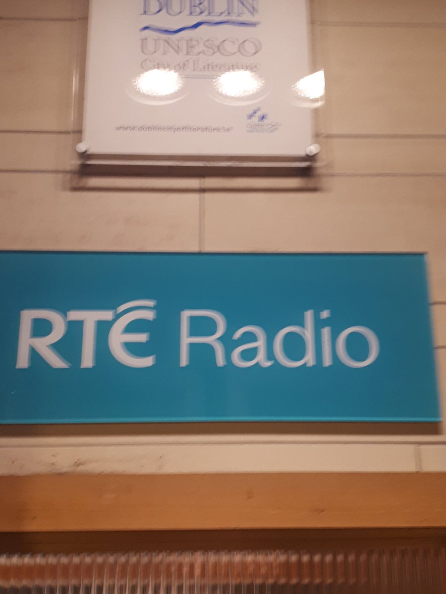 ShaunaDunlop's tweet image. Just left RTE @drivetimerte -Delighted to highlight today that many thousands of us in Ireland are also choosing Apprenticeship, Traineeship and PLC! #FurtherEducationAndTraining #FET @SOLASFET