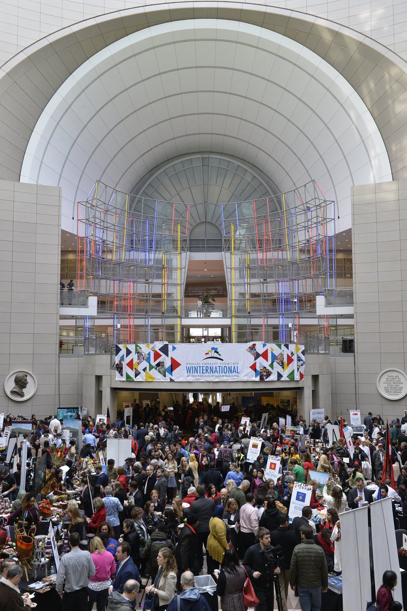 Ronald Reagan Bldg tweet media