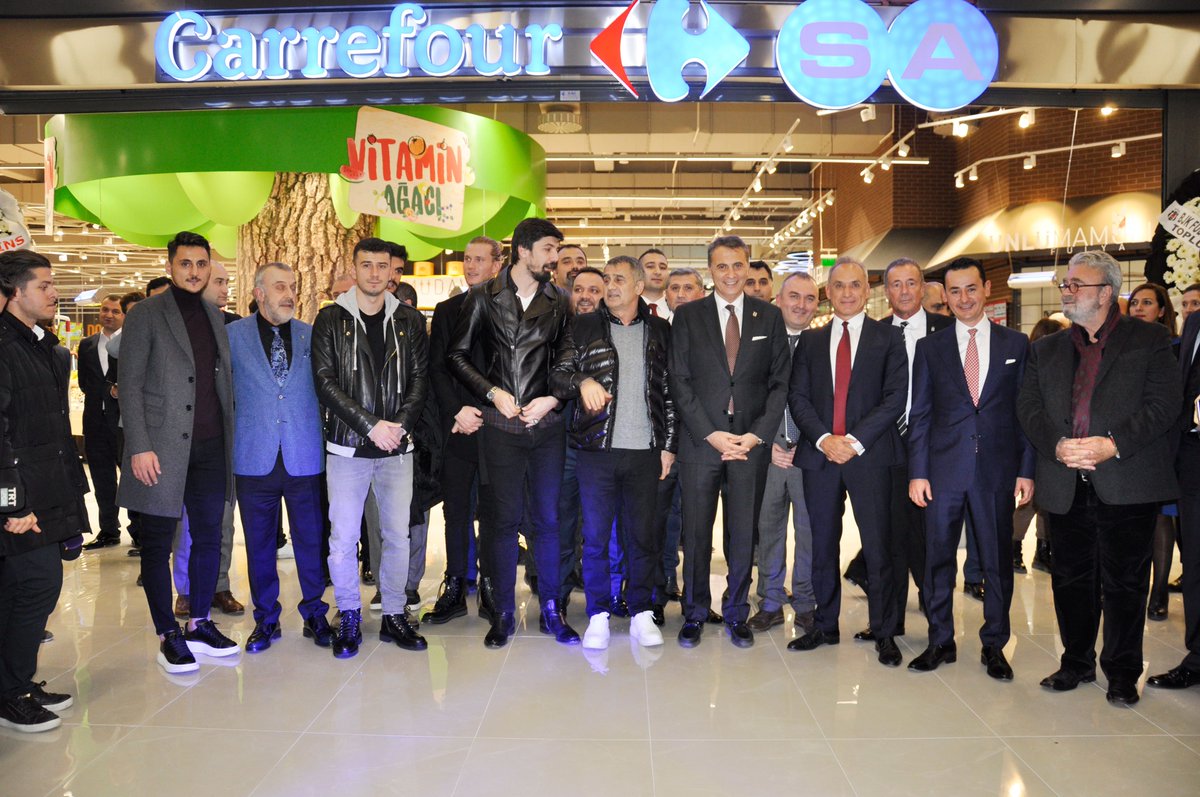 Başkanımız Fikret Orman, BJK Fulya Süleyman Seba Kompleksi’nde Yer Alan CarrefourSA Hipermarket’in Açılış Törenine Katıldı
https://bjk.com.tr/tr/haber/74940/
#Beşiktaş