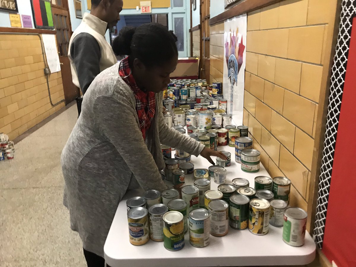 Davis Leadership Academy tweet media