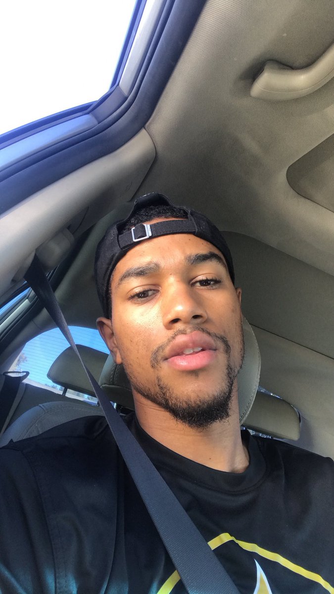 braxtonstyle's tweet photo. Happy 2sday https://t.co/IThTr1tyld