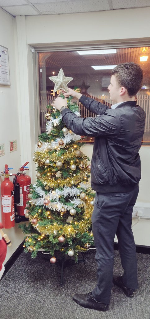 EracU502's tweet photo. The festive spirit has officially hit U502 🎄🎅🎁 https://t.co/6BnLuG5TUe