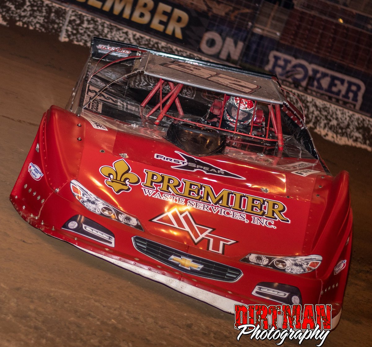 How close is too close?? <a href="/BobbyPierce32/">Bobby Pierce</a> <a href="/HokerTrucking66/">Hoker Trucking LLC</a> <a href="/GatewayDirt/">GatewayDirtNationals | #DirtInDecember</a> <a href="/VPRacingFuels/">VPRacingFuels</a> #gatewaydirt #DirtinDecember #smoothoperator <a href="/Dirtmanphoto/">DirtMan Photography</a> <a href="/stldrttrkracn/">StLouisDirtTrakRacin</a> #Nikon