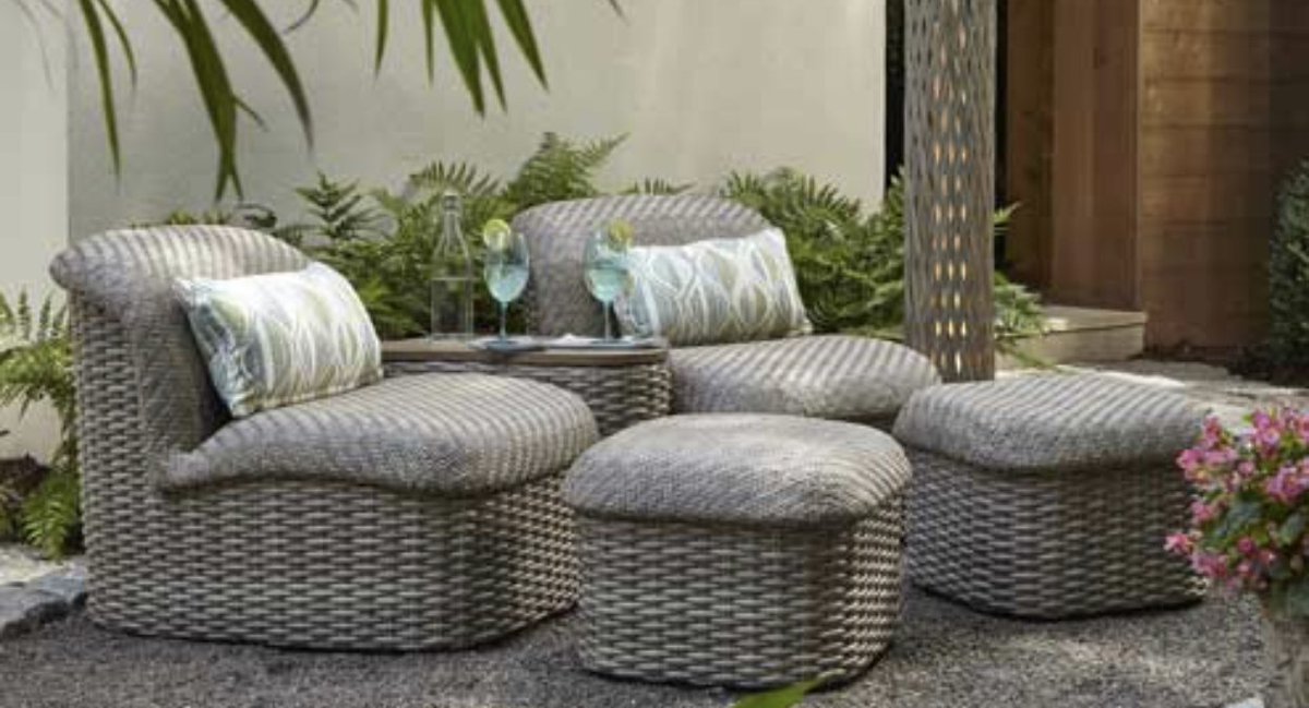 AmCountertop's tweet photo. Anyone else wishing they were here right now!? 🙌 #backyardgoals #backyardcompany #klaussner #everythingbackyard #outdoorfurniture #grills #relax https://t.co/KY8xRgoMaa