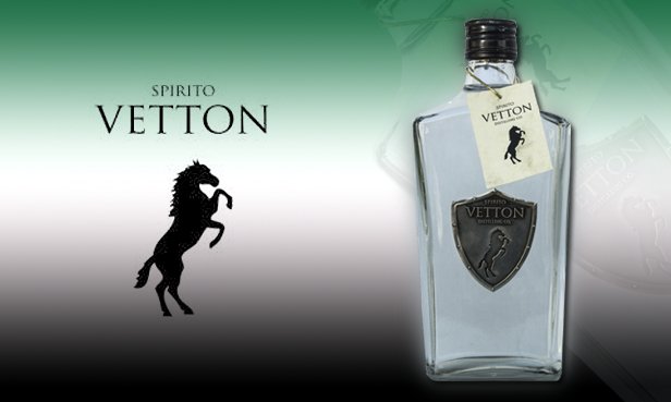 GinXperience's tweet photo. La #ginebra extremeña @SpiritoVetton Extra Dry ha sido elegida como una de las mejores gins españolas en 2018.  Desde @GinXperience te la recomendamos. Puedes conocerla en https://t.co/1I9dcqncc8 https://t.co/5EZP48OUWK
