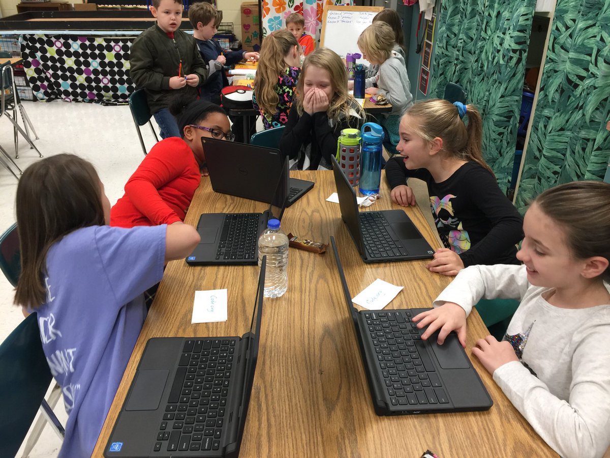 3rd collaborates on #HourOfCode #hrznrocks