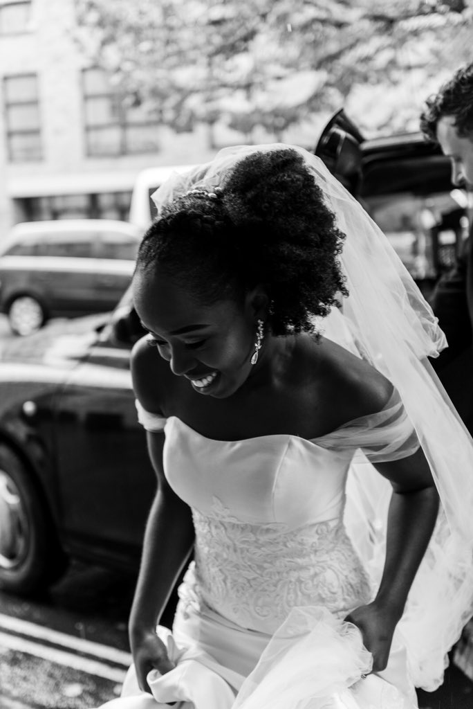 RitaColson's tweet photo. 😉You’d smile too if you were a #rcolsonbride 👑✨👌🏾
Be a #fashionforwardbride like Mrs Mac, dare to be yourself! Get in contact let’s make your dream dress
#weddingdress  #weddinggown #tuesday
____________
📷 - @la_nikk 
Enquiries - ✉️ contact@ritacolson.com https://t.co/SroRAjMijL