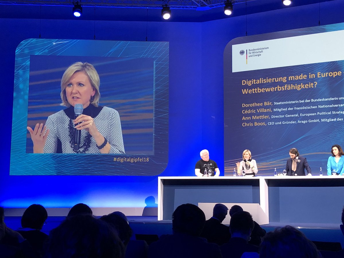 k_schalter's tweet photo. Europa fehlt es an Speed und Scale. Europa fehlt es nicht an Forschung, es fehlt an Unternehmen, die hier wachsen können. Es geht im int. Wettbewerb auch um unsere europäische Souveränität. @AnnMettler 👍 #Digigalgipfel18 #DigitaleTransformation https://t.co/3rLLKDOpbm