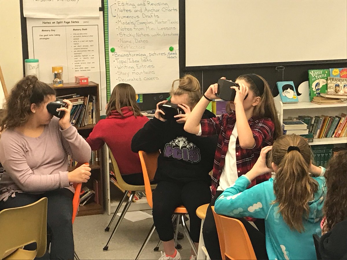 Falcon6Health's tweet photo. Today we’re taking a virtual reality tour of the heart and discussing how our nutritional choices affect what we are looking at! @PCISFalcon @Mercury_AP @PPS_AsstSupt #healthed #pcishealth https://t.co/F5eKXrJbUt