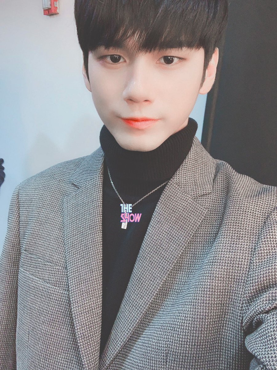 strawberryong_'s tweet photo. 😚😚 https://t.co/rhthPFlgkt