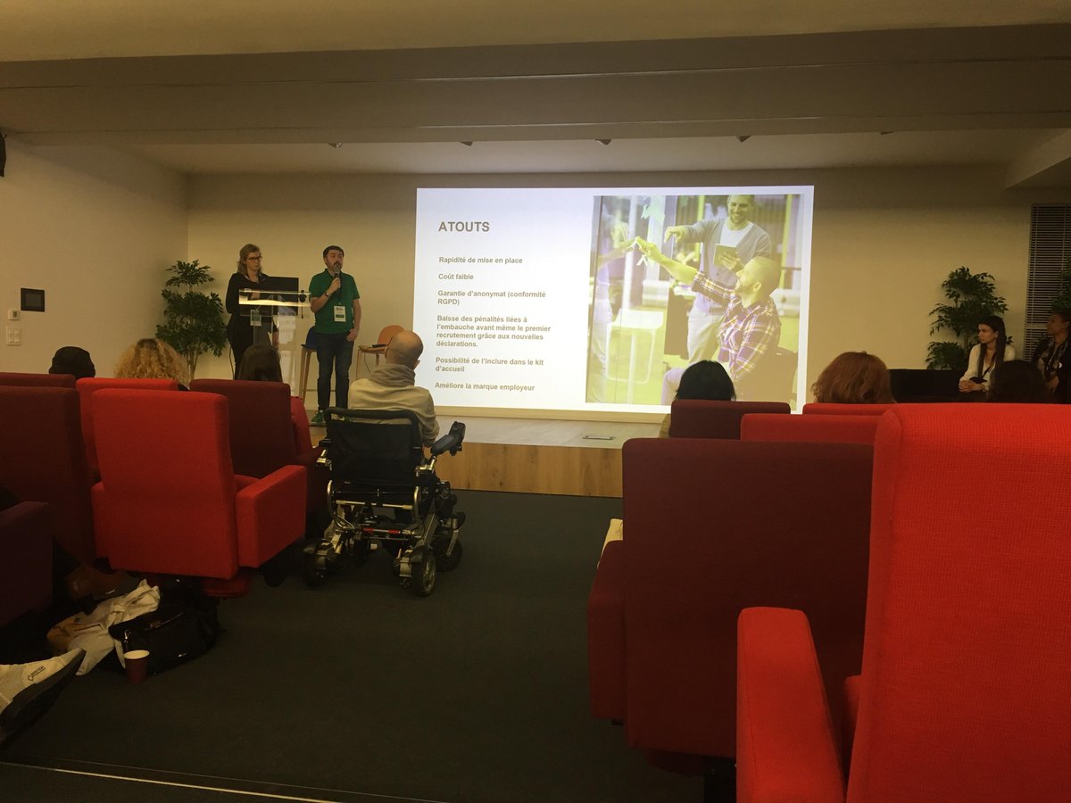 PubConsultants's tweet photo. #EnDirect des pitchs du 1er #HandiHackathon @PublicisGroupe ! Après 48h de travail, les équipes présentent leurs solutions digitales innovantes en faveur du #handicap en entreprise ! Bonne chance à tous 💪 #PowerOfOne https://t.co/neqf3d1fuZ