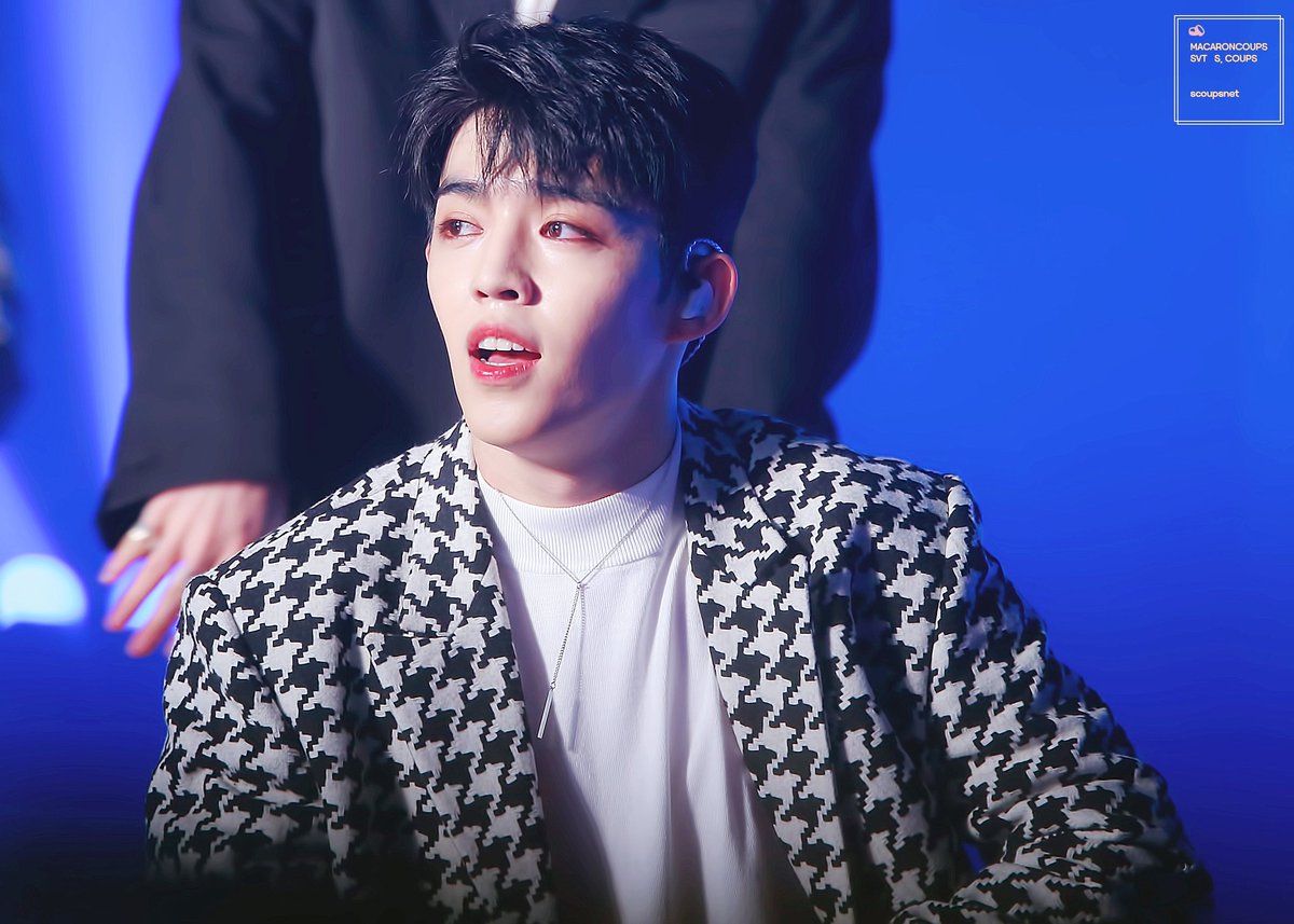 scoupsnet's tweet photo. 181128 Asia Artist Awards 

🐰귀엽고 멋지고 승철이 다해🐰
#에스쿱스 #최승철 #SCOUPS @pledis_17 #세븐틴 #마카롱쿱뜨 https://t.co/GvKZ9WbbRN