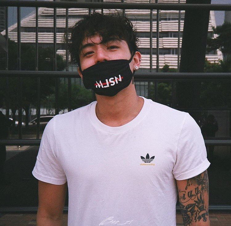 MoonchildRpg's tweet photo. ❝ #Yönetmen - Christian Yu aramıza katılmıştır. ❞  
    ↳◖ @xbaromx ◗/ #ɴewmoon

─ Hesabını takip edelim lütfen! https://t.co/fadHlIqdIj
