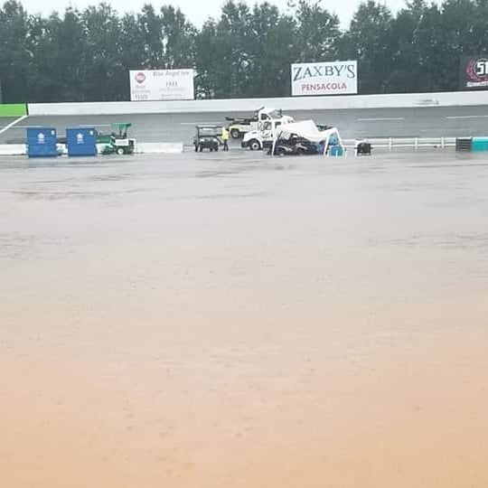 AngelaHsv79's tweet photo. The crew at @5flagsspeedway worked so hard to get the track ready for #SnowballDerby they went green less than 24 hours after this photo was taken! That's love of racing! Thank you and we appreciate you! https://t.co/fsthjh3BNh