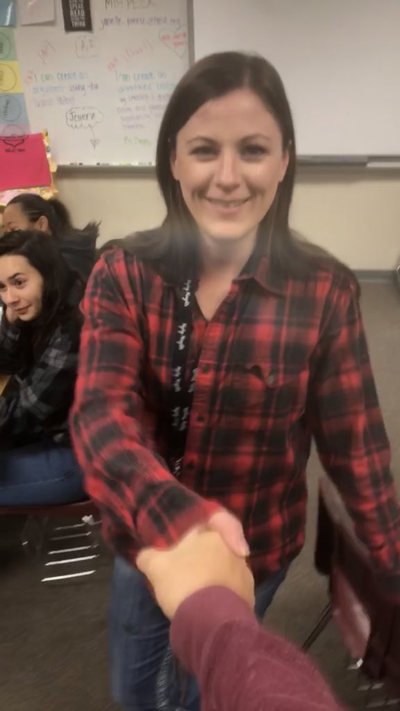 CameronJung1's tweet photo. EVERYONE WE NEED 300 RETWEETS SO THEN WE DON'T HAVE TO DO THE HAMLET PHAT PACKET, PLEASE PLEASE YOU WILL SAVE A LIFE!!!!! WE ONLY HAVE 24 HOURS! https://t.co/Lp0cyb1o54