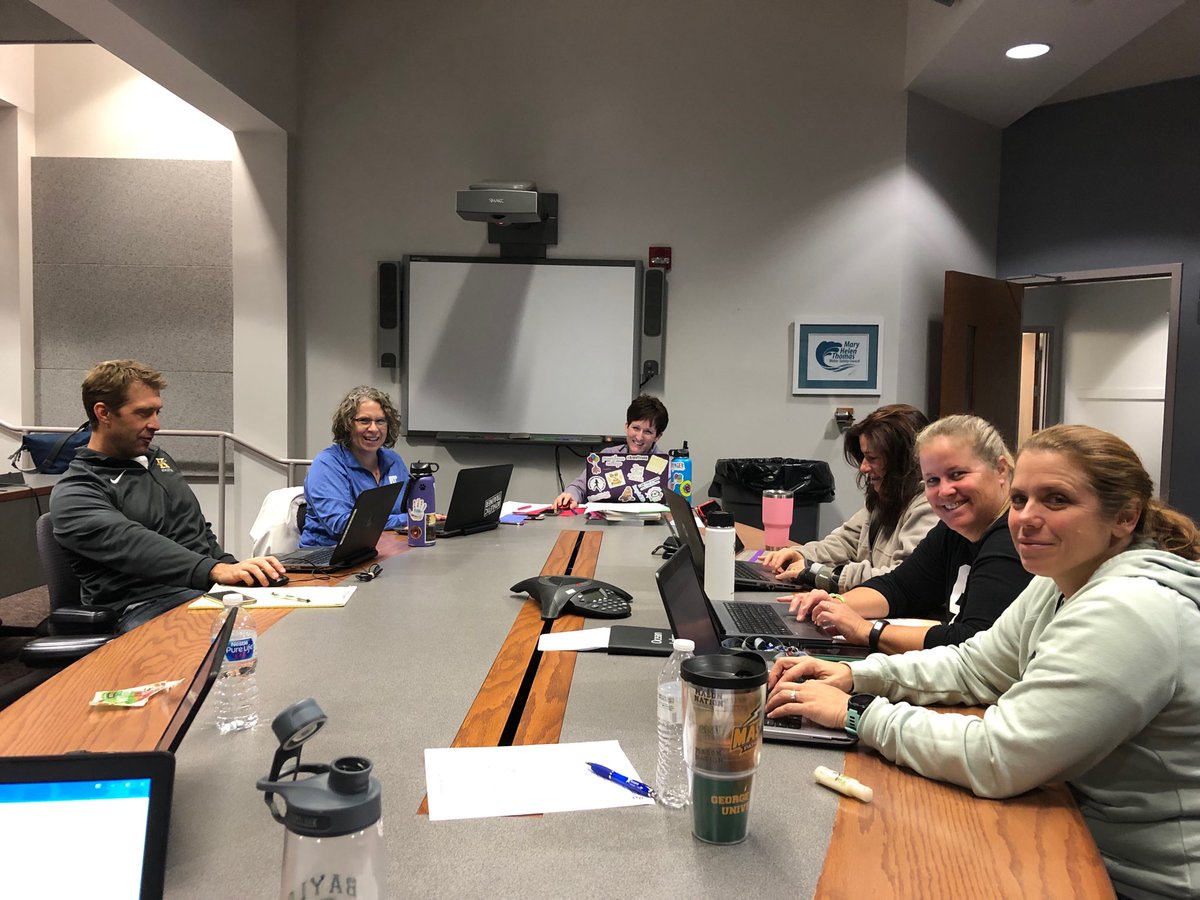 SheilaVAHPE's tweet photo. Collaborating with the high school think tank on Advanced PE courses for next year #VBHPE #studentvoice #relevantactivities @nicscud https://t.co/lesTsyKd5i