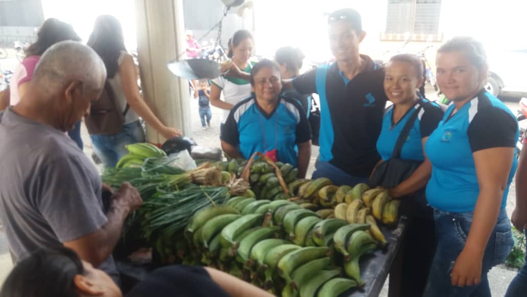 juangomez_86's tweet photo. En Zamora/ Barinas las instituciones educativas producen #Conukosescolares  @MPPEDUCACION @argenischavez_2 @psuvaristobulo @Maigua_Santana https://t.co/f8AIQ7pxYi