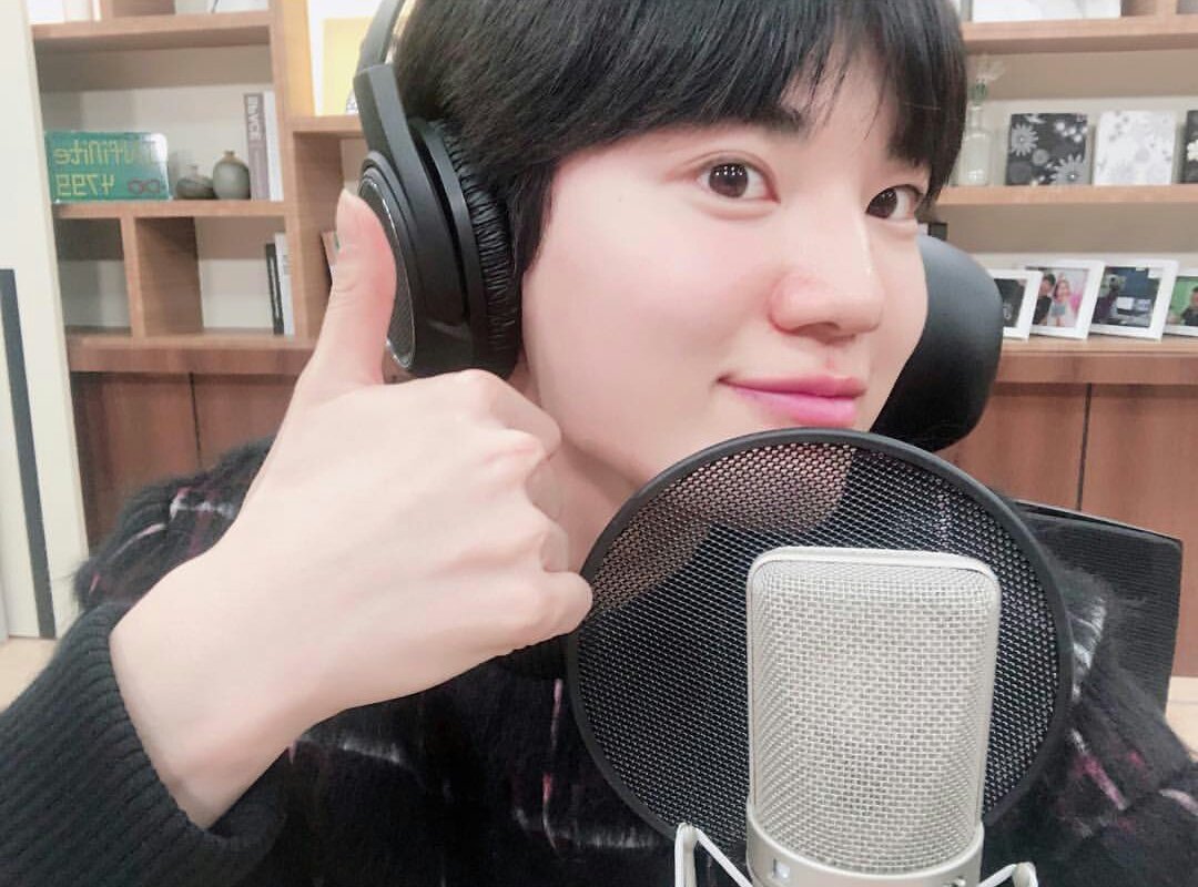 charming_lsj's tweet photo. IG || 181204 #SUNGJONG #성종 's instagram update 💛 TRANS: (pls take out with credits 😊) "Today is #MiBeul's #100thDay #ThankYou Let's go until the 1000000000000000000000000000000th day!!!!!!!!! Thank you #Blackies💛" https://t.co/rbBPAaQIxl