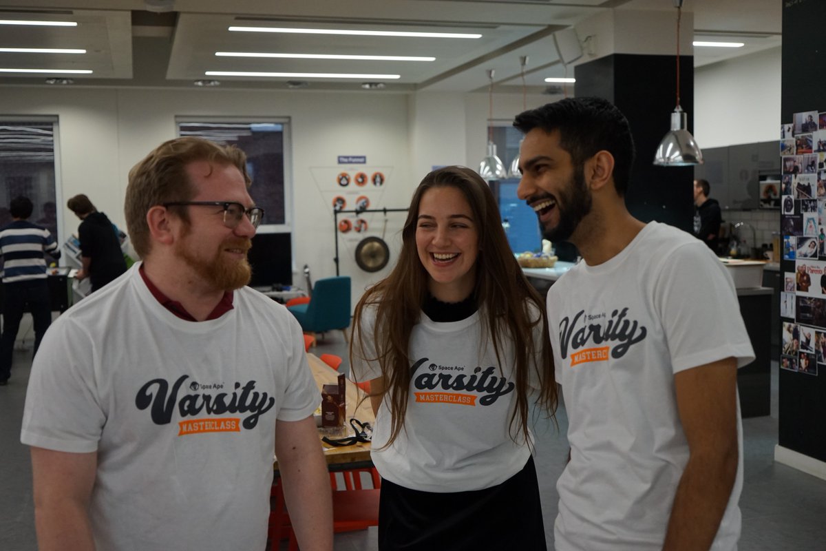 SpaceApeGames's tweet photo. Our final class of the year is here! Join Mitchell, Aoife & Nikhil for a Rapid Fire session & QA. https://t.co/DkzDuwlBs0
LIVE: 1900 GMT https://t.co/HWsbPdhgJ4
#SAVarsity https://t.co/jfmBs46s8i