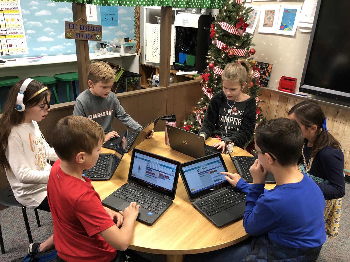 clover_renee's tweet photo. Sheer bliss when your students are giddy with their new learning.  They are engaged, critically thinking, supporting each other, and leaning into the rigor of coding. #iLoveHourOfCode #weareAPHE https://t.co/ekf6GLeLrL