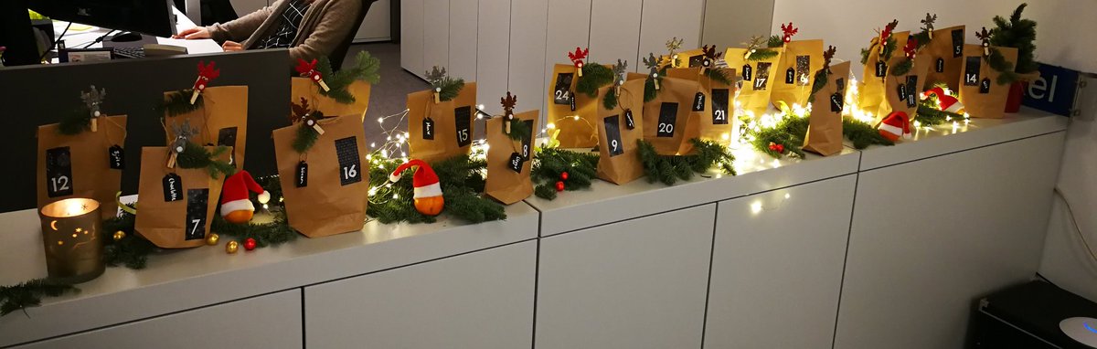 KonBirdy's tweet photo. Firmenadventskalender. 😍
Endlich habe ich auch eine eigene Schale fürs Müsli morgens. Danke, @pixelcreationde #Adventskalender https://t.co/FaK0o28bF7