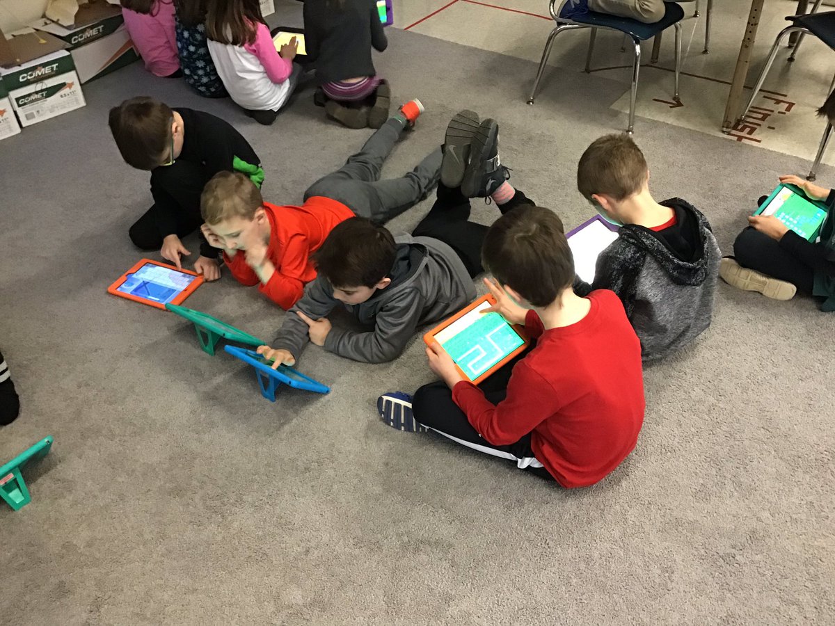 PineRunQuest's tweet image. I unlocked a new Fuzz!!! Happy National Computer Science Week. Love seeing 1st graders coding this week. @kodable @PADeptofEd #hourofcodeinpa @BucksIUSTEAM #Buckssteam @QuercusPrinus @CBPineRunElem #CSforALLPA