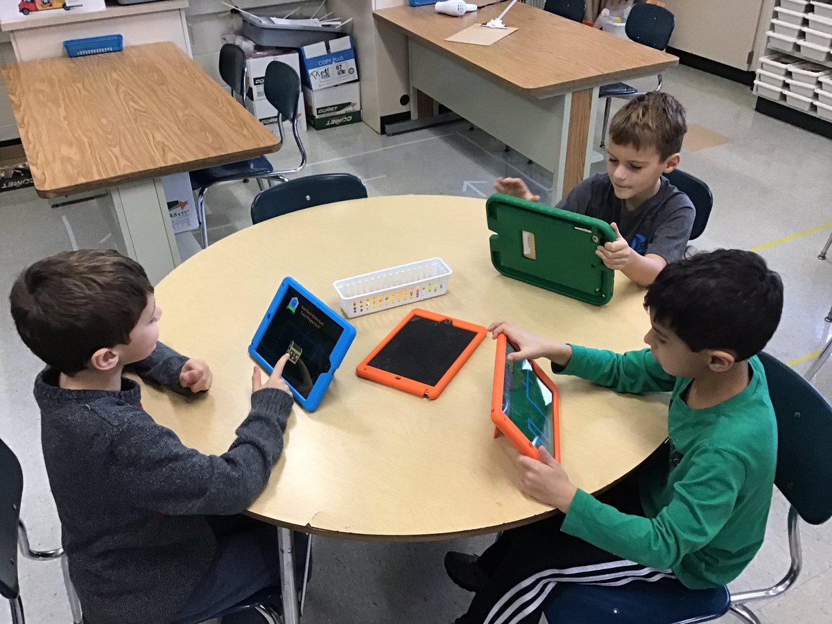 PineRunQuest's tweet image. I unlocked a new Fuzz!!! Happy National Computer Science Week. Love seeing 1st graders coding this week. @kodable @PADeptofEd #hourofcodeinpa @BucksIUSTEAM #Buckssteam @QuercusPrinus @CBPineRunElem #CSforALLPA