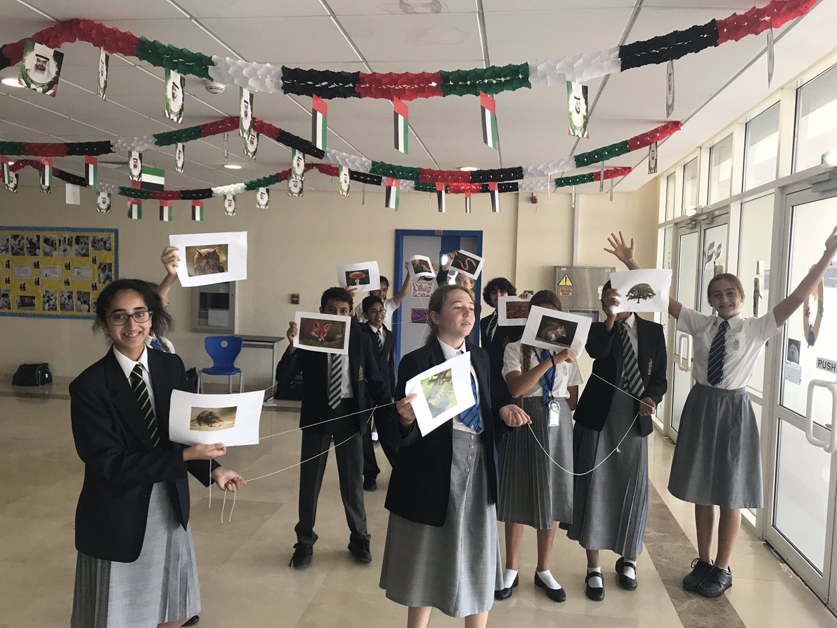 ReptonDXBBio's tweet photo. Today Year 8 were learning about food webs. https://t.co/oRmoYrVRWl