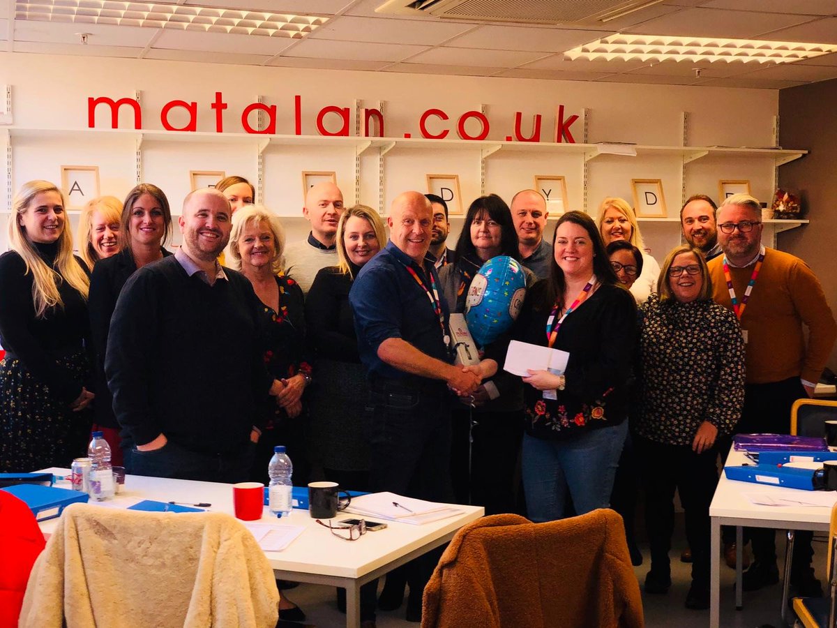 lifeatmatalan's tweet image. Another month, another opportunity to celebrate a magnificent milestone! Here’s Carl from our Swansea store celebrating his 25 years service award!

#LengthofService #Matalanjobs #25years #Milestones