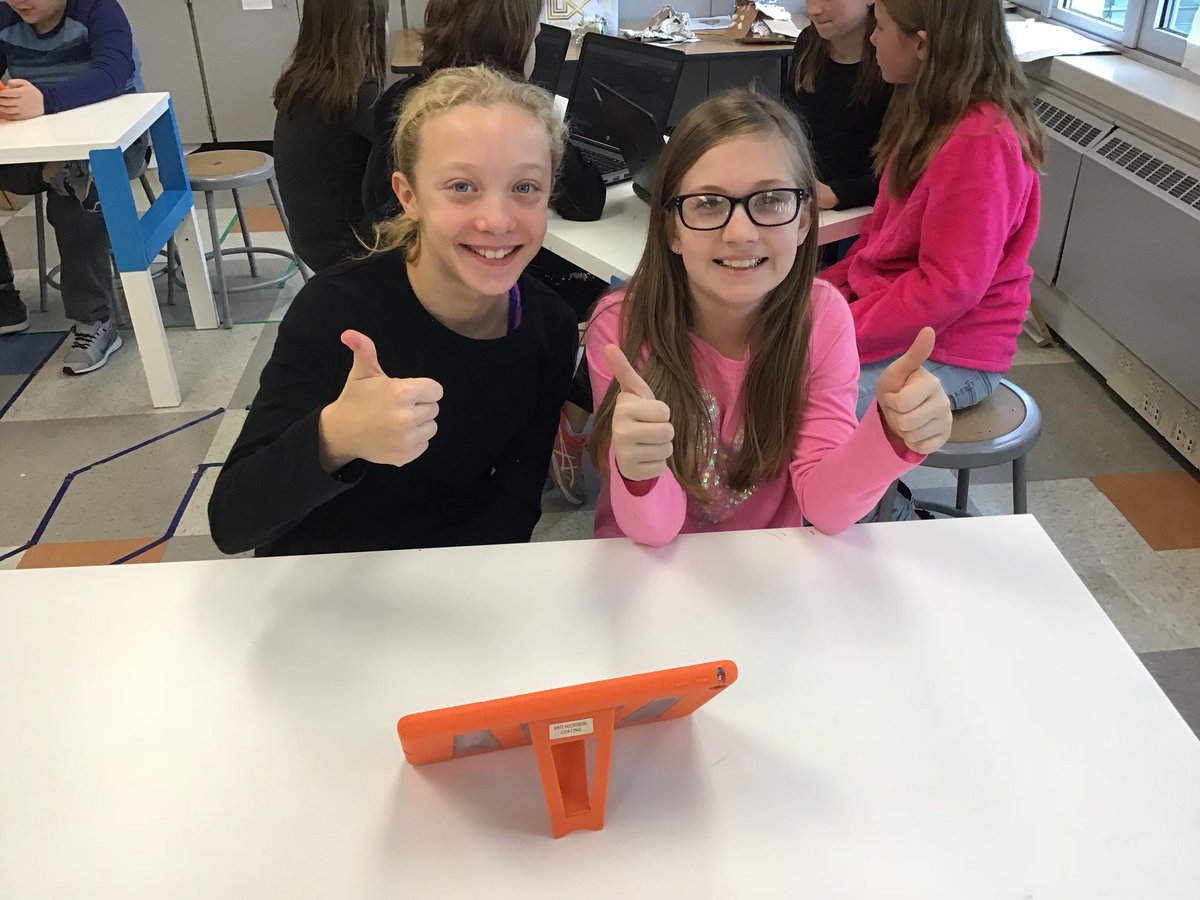 NSmithQUEST's tweet image. John Barclay’s 4th graders are having fun with computer science! @hourofcode @PADeptofEd @BucksIUSTEAM @QuercusPrinus  #BucksSTEAM #hourofcodeinpa #CSforALLPA #cbsdtech #CBSDQUEST