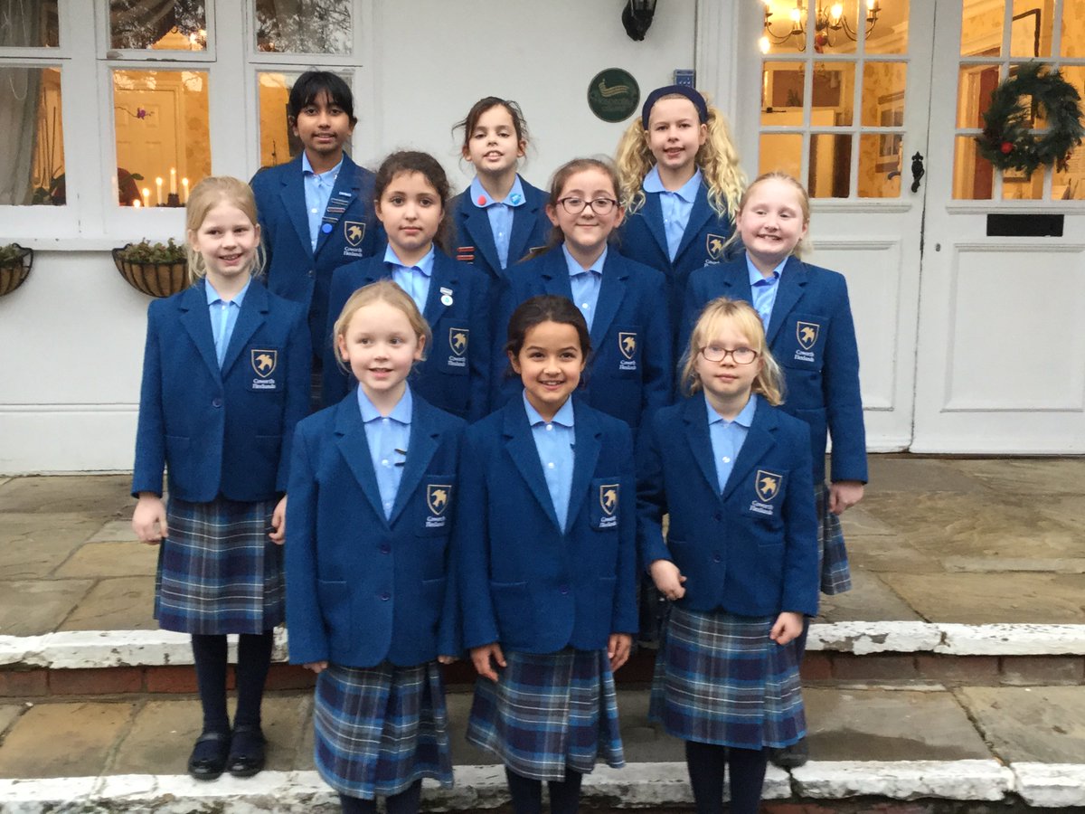 CFS_MusicDept's tweet photo. Choir have had a wonderful afternoon entertaining the residents at Dormy House today. https://t.co/lmrfBhtRHT