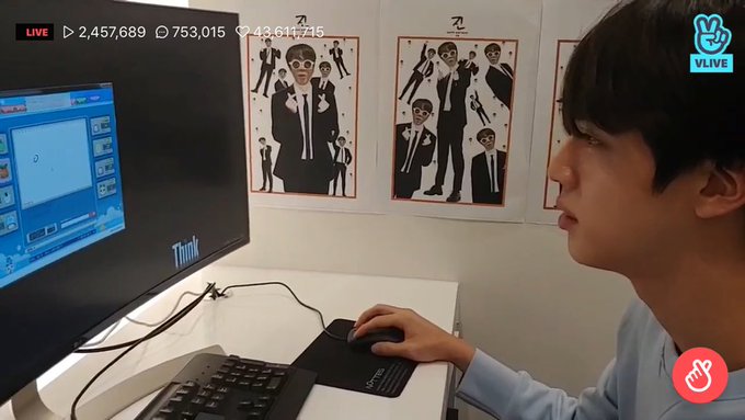 yunjinslouvr's tweet photo. ~ day 337 💌
[ #2000DaysWithBTS #HappyJinDay #HeartsForJinDay #JIN #생일축하해요 #OurEpiphanyJin ]

— happy birthday once again, seokjin!!! ❣ i hope you enjoyed your day!!! continue to keep on inspiring more and more people everyday 💛 i love you sm!!! happy birthday again!!! 💕 https://t.co/l2HfrLw2Iq