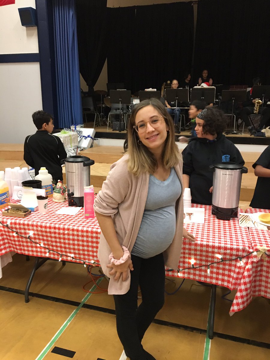 JBillingsley5's tweet photo. @HollyburnElemen annual pancake breakfast is underway!  Thank you @amanda_randt , the HPAC and the Hollyburn bands for putting this together for the music program and the community!  What a great way to launch the holiday season! #westvaned @WestVanSchools https://t.co/PGERVLXHLh
