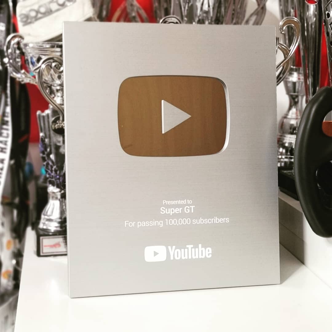 Steve Alvarez Brown The 100k Silver Play Button Has Arrived Thank You To All That Have Been Part Of The Story Thus Far Next Stop 100 Million Subscribers T Co E4qre86vsw