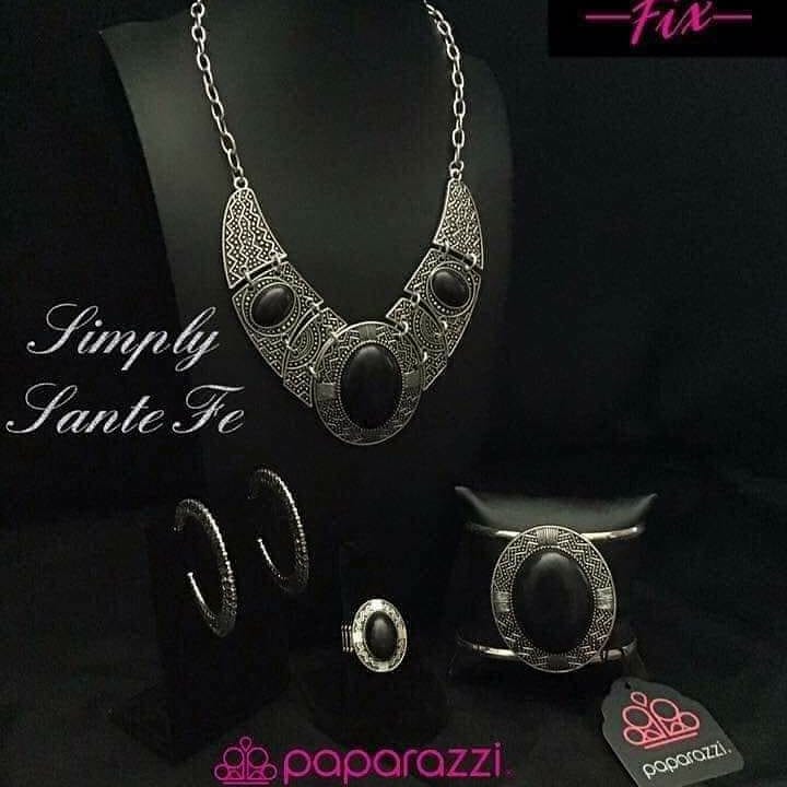 BlingJeanette's tweet photo. Today, December 4, 2018 is the last day to pre order your sets or individual pieces! $20 per set.

These trendy sets include a 
💎 Necklace 
💎 Bracelet 
💎 Earrings 
💎 Ring 
💎 and a bonus pair of earrings 

There is a LIMITED supply of these sets.
 
https://t.co/oXheerfTGS https://t.co/1RpesjnlYa