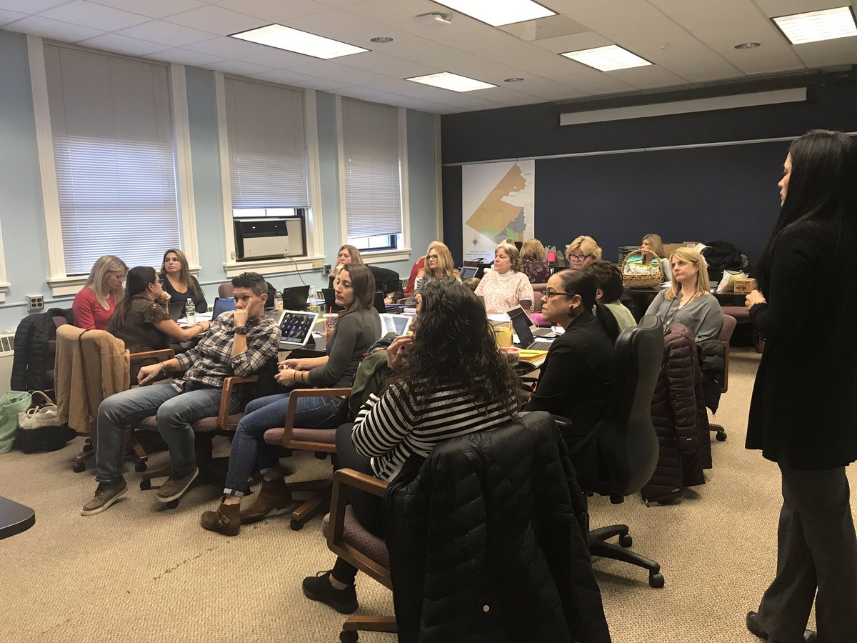 LisaWeberASI's tweet image. Gr. 4 kicks off this year’s District grade level meetings by celebrating our story with the #tcrwp #unitsofstudy @ViolaAchieves @CherryLaneES @MontebelloEagle @SESPirates @ConnorCougars @literacyk_5 @EducatGal