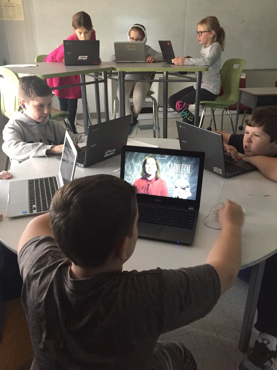 MrsShurb's tweet image. 4A is also doing Hour of Code  #hourofcode @codeorg #canadalearningcode #lukocsb