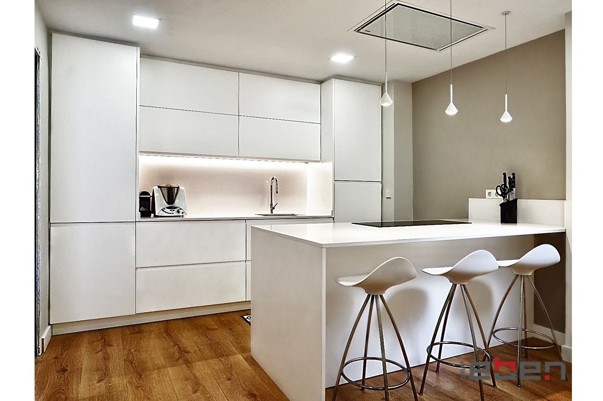 GrupEben's tweet photo. Cocina blanca a 2 frentes. Reforma realizada por Grup Eben
#reformadecocinas #distribucionenparalelo #blanco #cocinablanca #minimalismo #GrupEben
📞 931 789 999 📱 654 044 260 
📧info@grupeben.es
🖥️https://t.co/N9EokDAd3i https://t.co/UB9fn14kC1