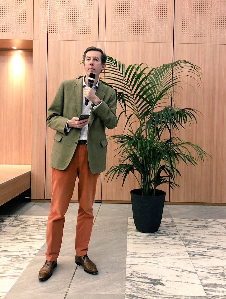 HdAgrain's tweet image. Intervention de @pdewost à l&apos;@openciosummit, sur le thème de l&apos;#OpenSource #Hardware avec deux expériences : création de la Fondation #OpenComputeProject et développement des architectures processeurs ouvertes #RISC_V de la Fondation @risc_v