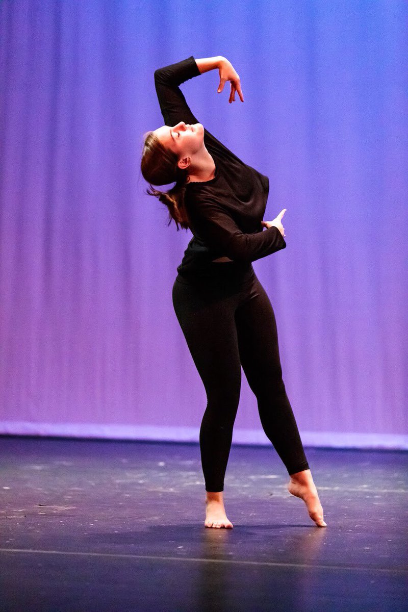 jenntravis's tweet photo. It’s almost time!! Winter Concert 2018 Dec 13 &amp; 14 at 7pm. Tickets $5 during lunch MTW or at the door. @PCHSDANCECO @PC_Dance @ThePantherCreek @PCdanceclub @PCYearbook @PCNewsNetwork https://t.co/NISzJ3F6T7