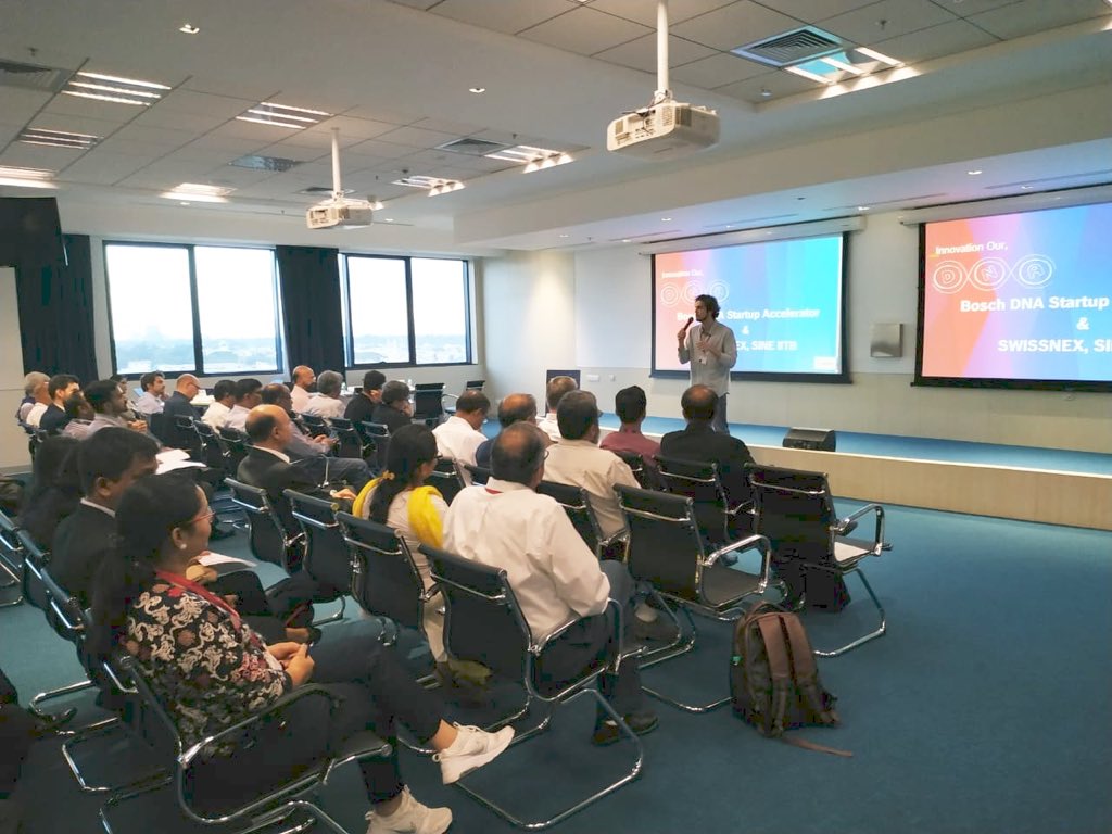 swissnexindia's tweet photo. Wrapping up Day 3 of connecting academia &amp; industry - coaching &amp; feedback with AIT innovators at exclusive speed mentoring sessions with the Bosch Senior Leadership team @boschindia #scientepreneurs #startup https://t.co/MussQIhtaT