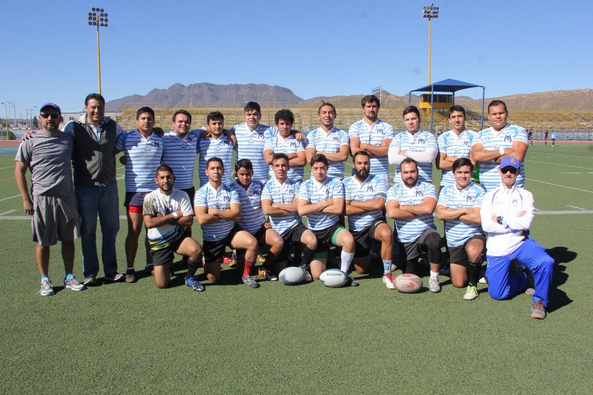 7dejuniodigital's tweet photo. Los equipos Varonil y Femenil Universitario de Rugby de la @lobosuadec consiguen una importante victoria en #LigaMayor al vencer en Saltillo a los KUMIYAIS de Nuevo León por marcador 26 -19 femenil y 13-10 varonil. #Deportes #Rugby #Saltillo @UAdeC https://t.co/IVCqAmNZNK