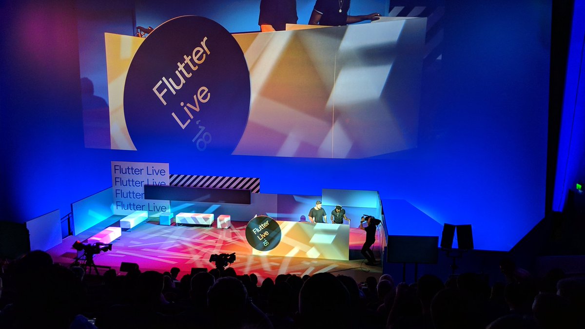 Pre show is running, just about 30 mins to an amazing #FlutterLive! Join us in the live stream! #flutterio #dartlang developers.google.com/events/flutter…