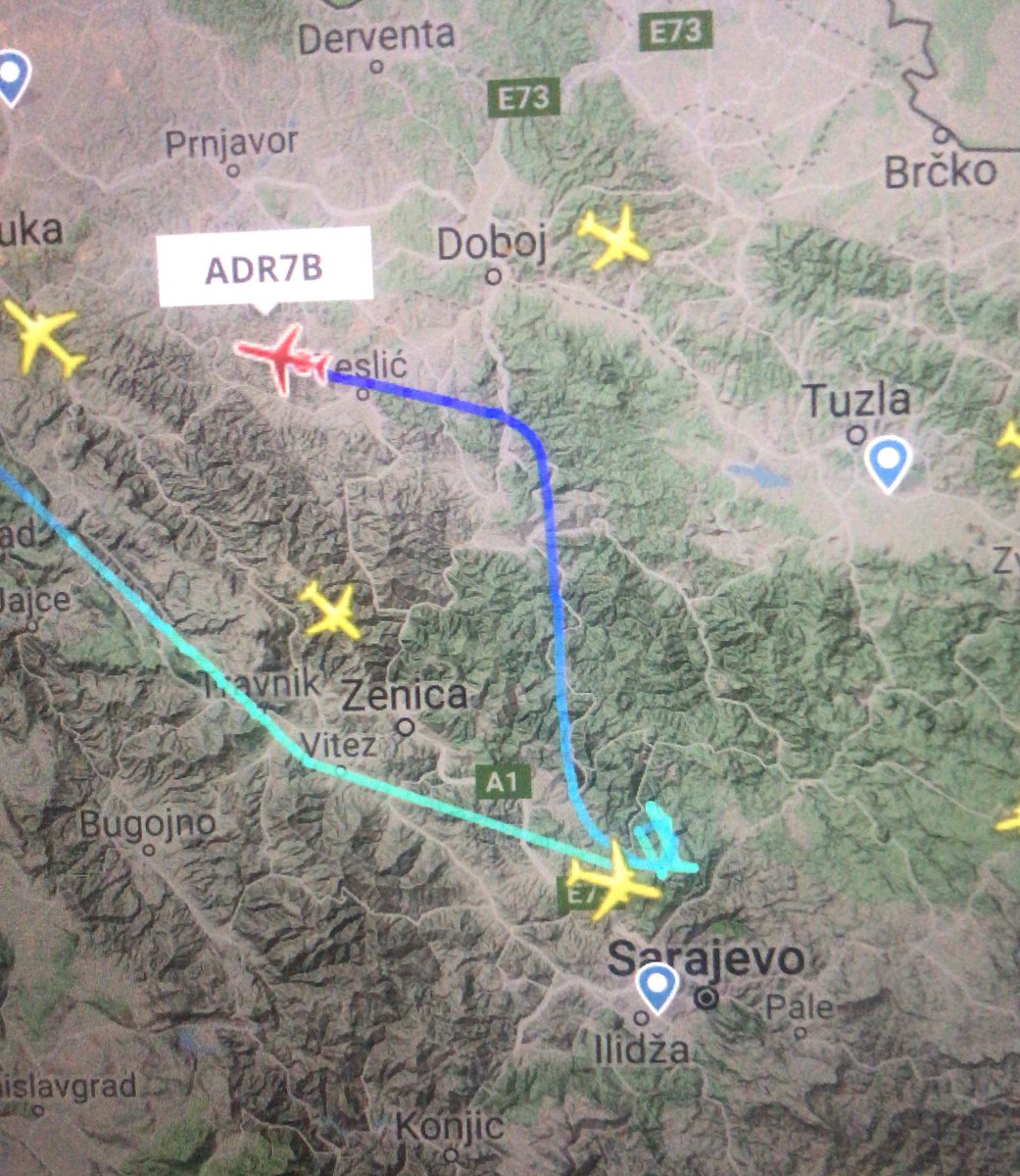 And as the plane that was supposed to fly us to Ljubljana only circled around Sarajevo... it means #Susipaparazzi had two cancelled flights today - and is spending another night in Bosnia! @basketfinland #susijengi #TravelFun #MakeMostOfIt #HotelHollywood