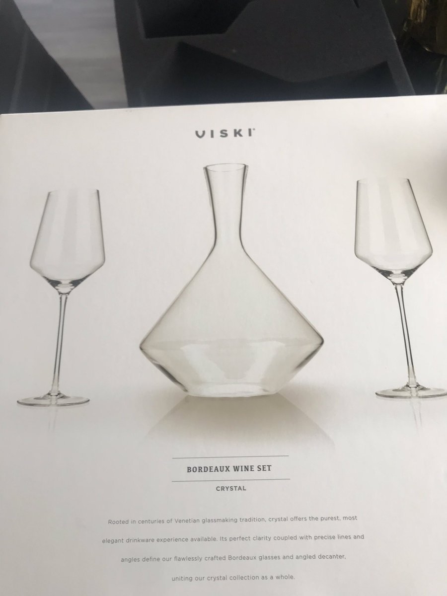 Lauren Mayhew tweet media