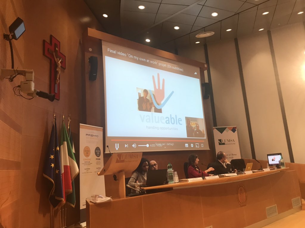 Premio_S_Bernar's tweet photo. Laura Michelini: “Il progetto @ValueableNet. Il food come soluzione per una ristorazione solidale e inclusiva.” #Foodtelling #PSB2018 @UniLUMSA https://t.co/lRJQXmfp6v